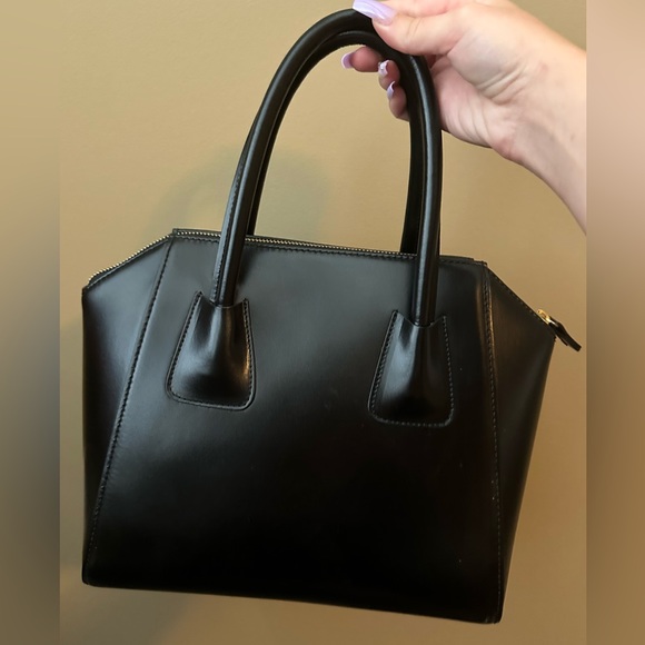 SOLD -  Mario Valentino Bag - Picture 4 of 7